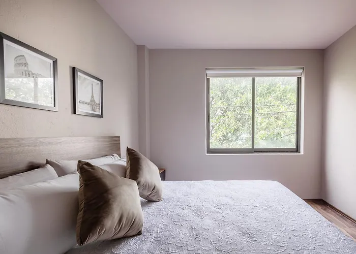 Cozy Roma Norte Flat - Wifi - Elevator - Sleeps 7 * Мехико